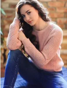 Elite escort service in Raybag for home and hotel visits